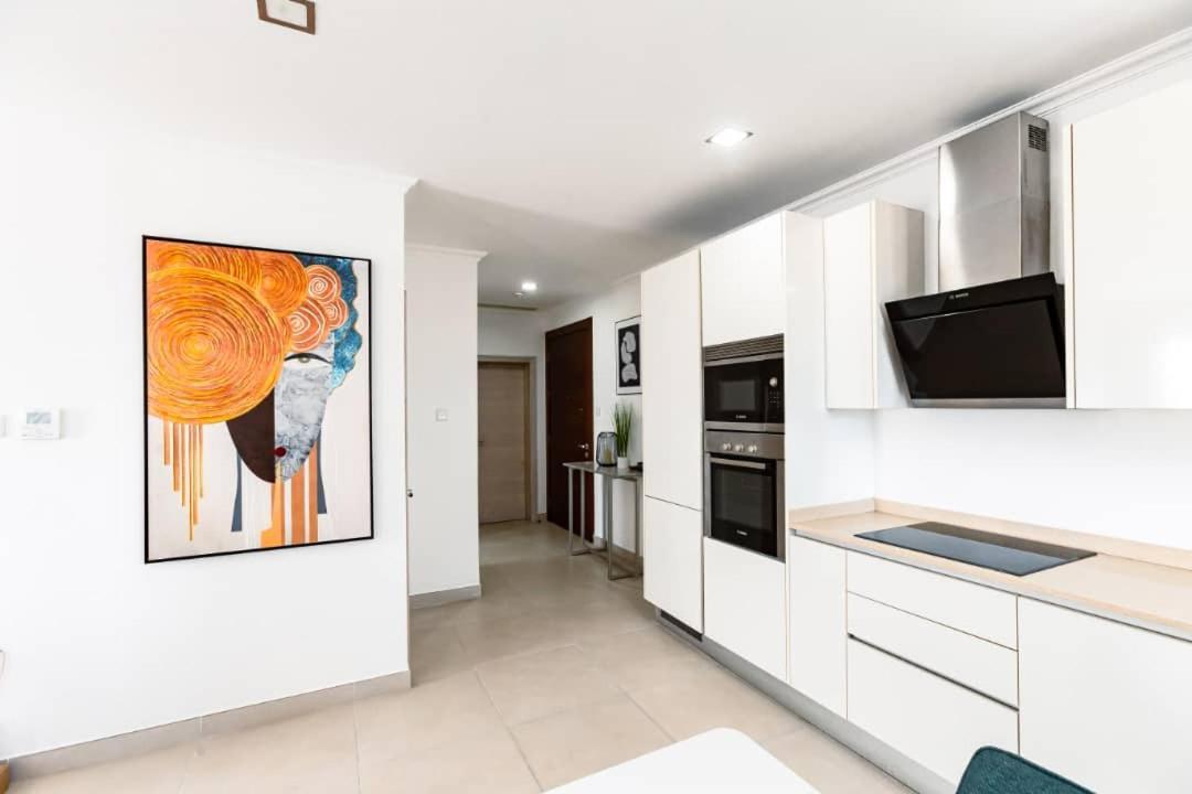 Amazing 2 Bedroom Room Space Available Аккра Экстерьер фото